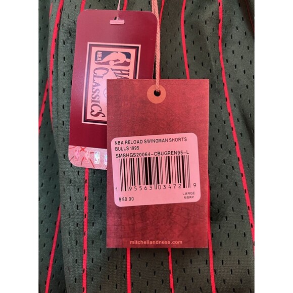 Mitchell & Ness Chicago Bulls Green Pinstripe Swingman Shorts Men's Size Large - Picture 10 of 10